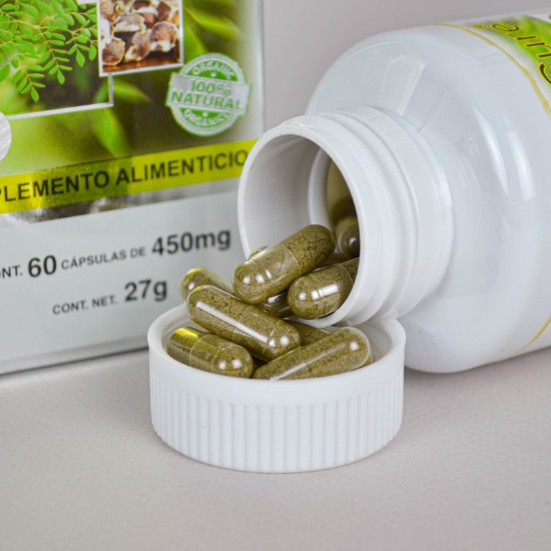 Ajo negro con moringa